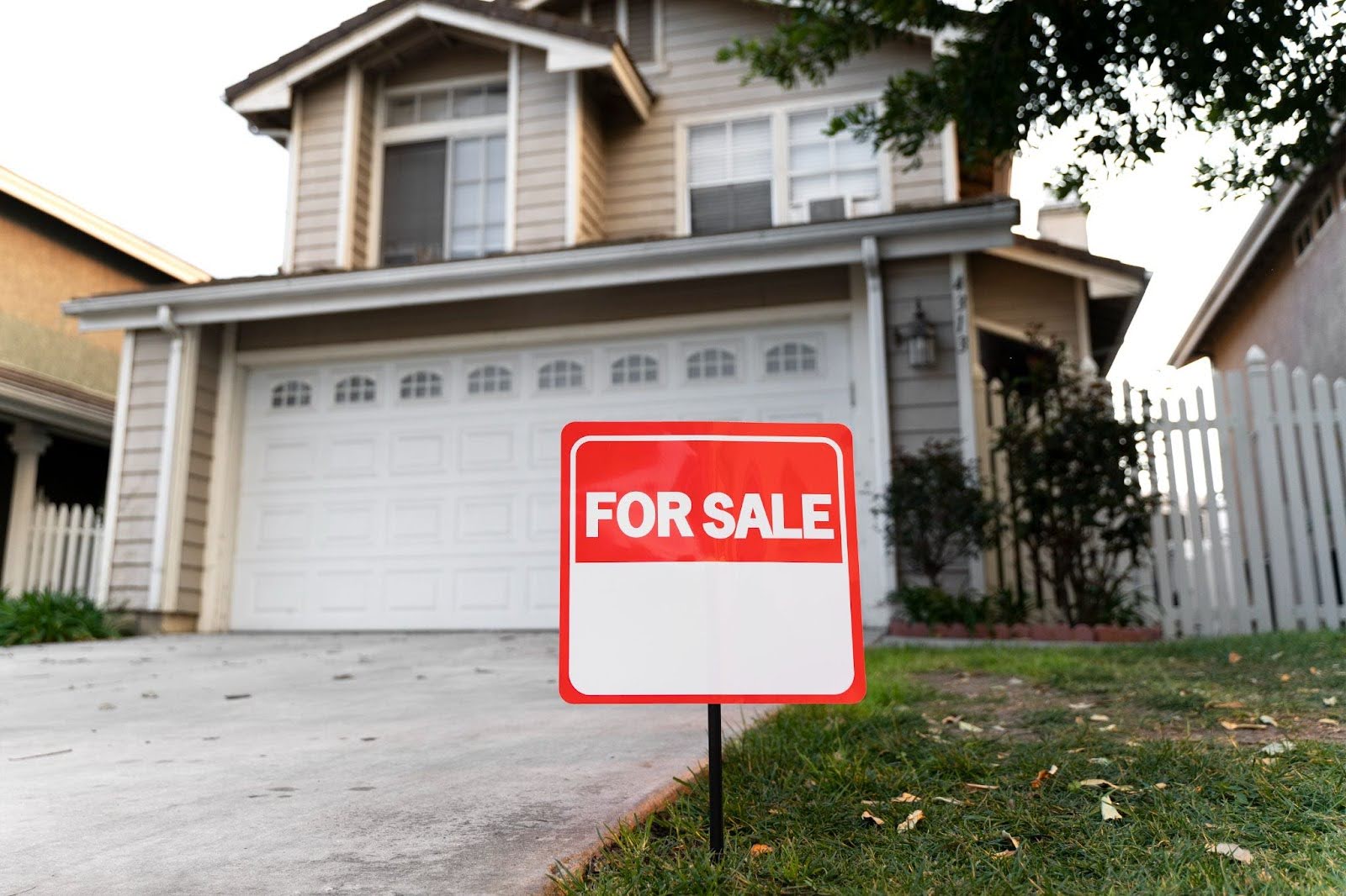 Laws and Regulations for Placing Yard Signs