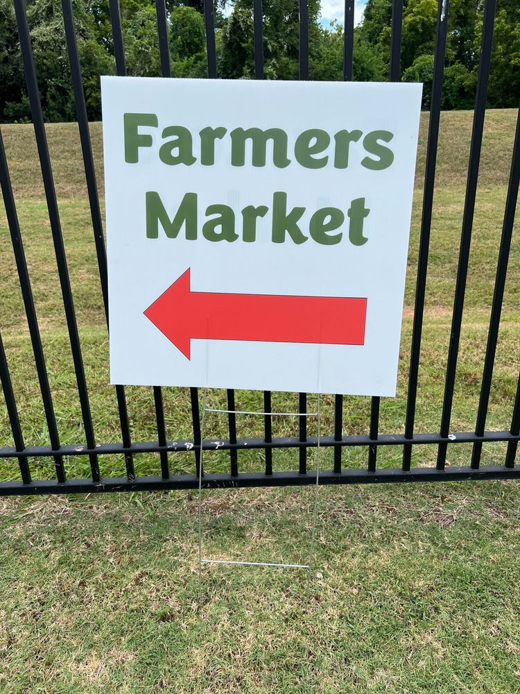 customer photos of Yard Sign Plus