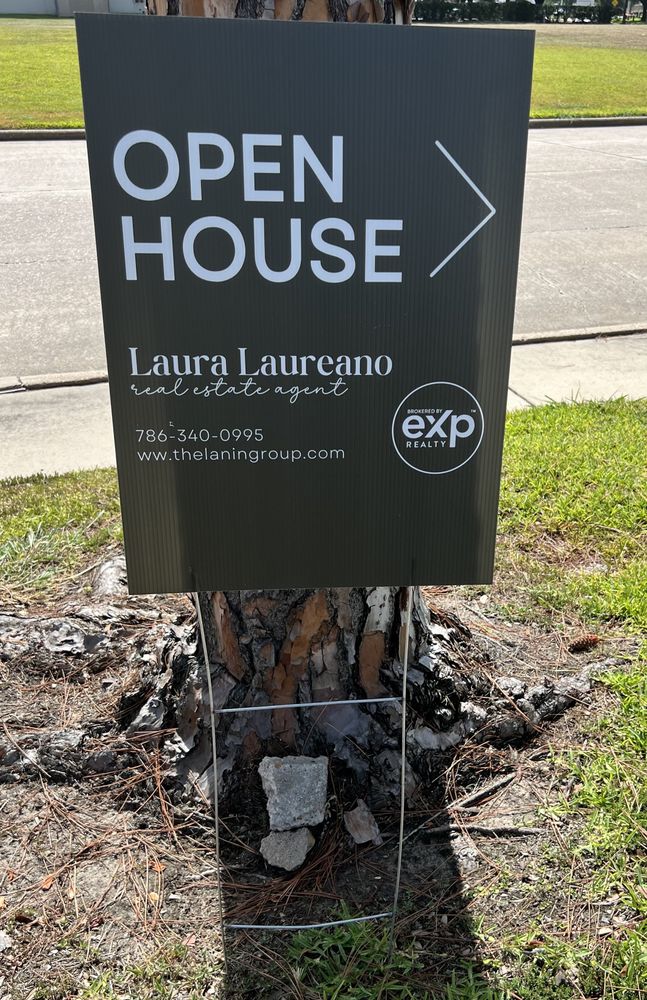 customer photos of Yard Sign Plus