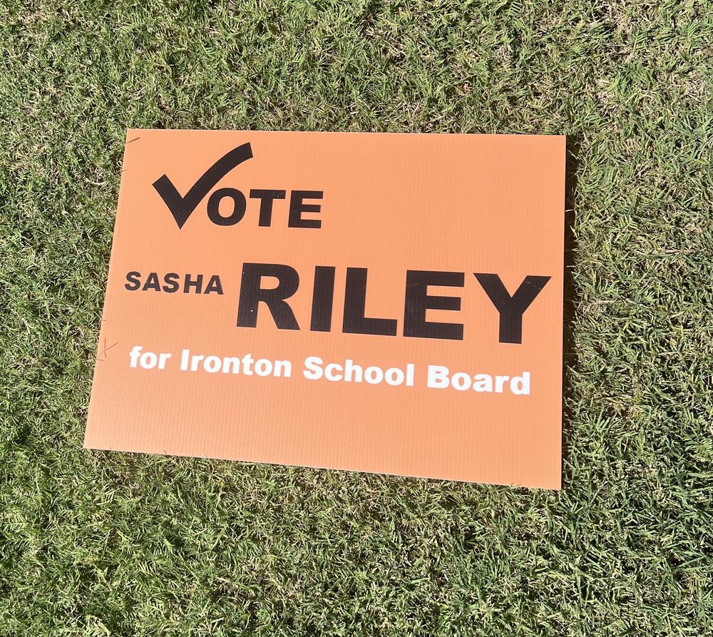 customer photos of Yard Sign Plus