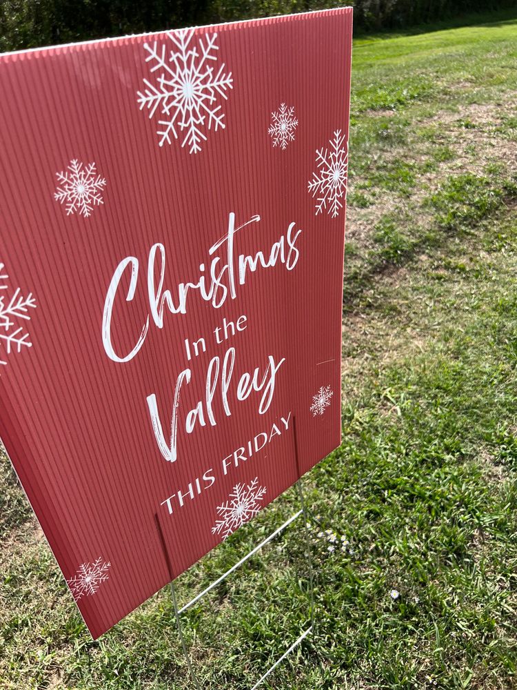 customer photos of Yard Sign Plus