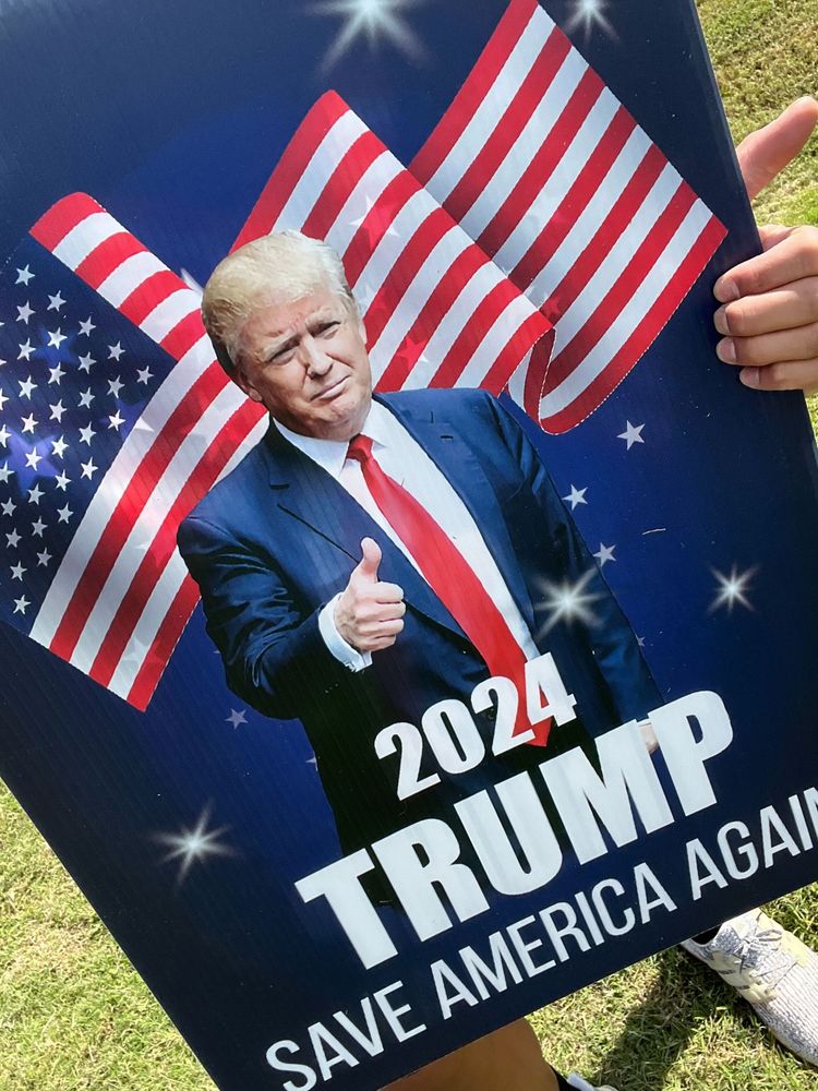customer photos of Yard Sign Plus