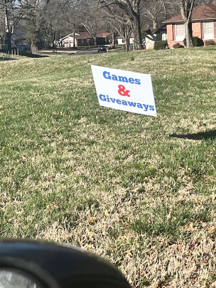 customer photos of Yard Sign Plus