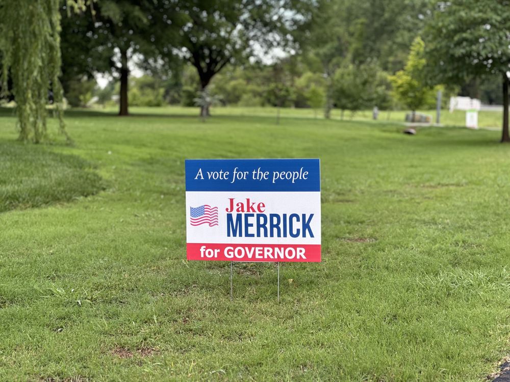 customer photos of Yard Sign Plus