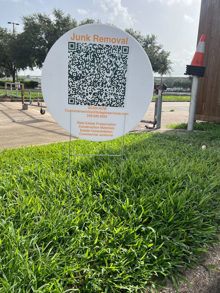 customer photos of Yard Sign Plus
