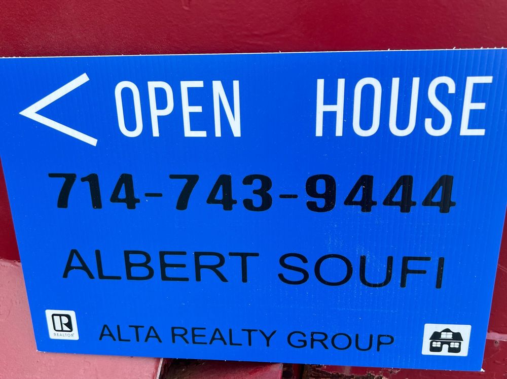 customer photos of Yard Sign Plus