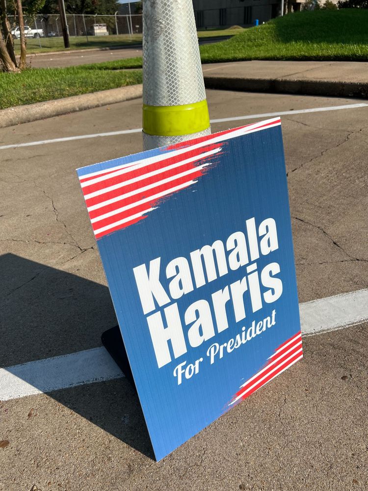 customer photos of Yard Sign Plus