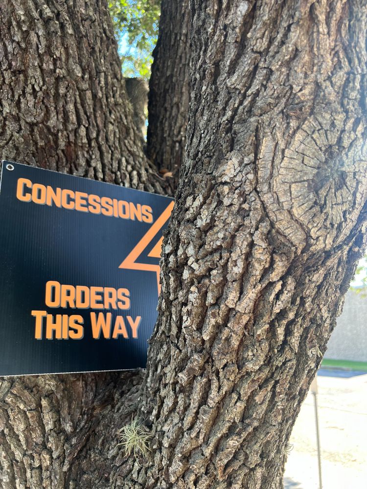 customer photos of Yard Sign Plus